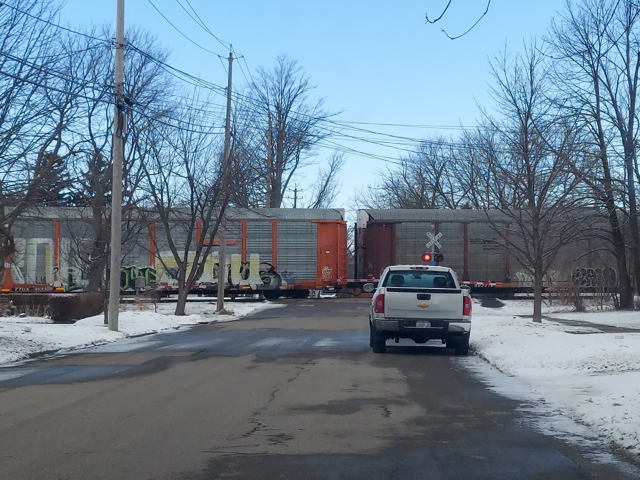 Stalled train creates traffic woes in city | News, Sports, Jobs ...